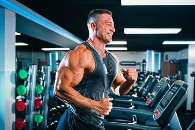 Aeróbico e Hipertrofia: Inimigos ou Aliados? A Ciência Responde