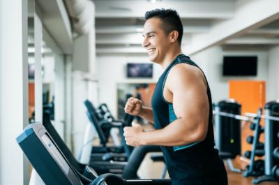 Cardio Pós-Treino: Ele Realmente Destrói Seus Músculos? Guia Definitivo