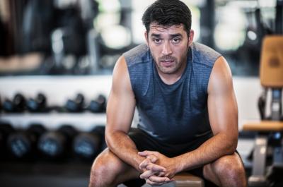 Overtraining: A Verdade Sobre Treinar Demais (Sinais e Soluções)