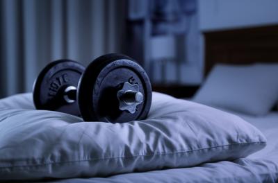 Sono e Músculos: Dormir Pouco Destrói Seus Ganhos?